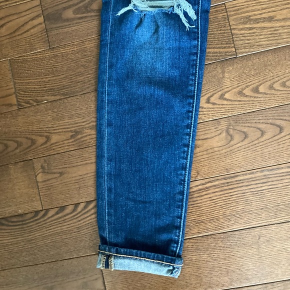 Levi’s red tab wedgie skinny filigree jeans with distressing - Picture 5 of 15